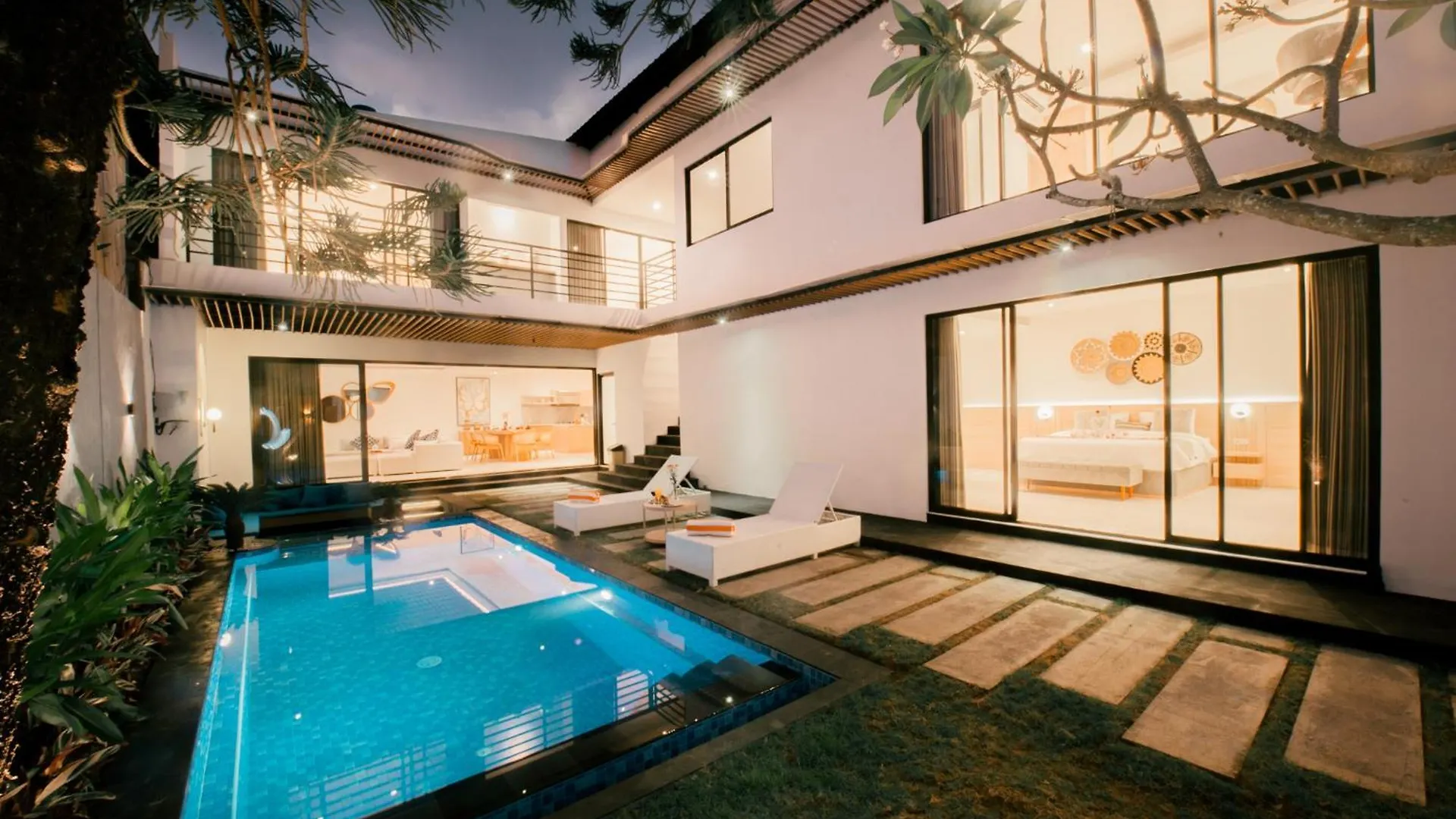 Villa Seminyak Vila 4Bedroom Near Beach Lafavela Indonésia