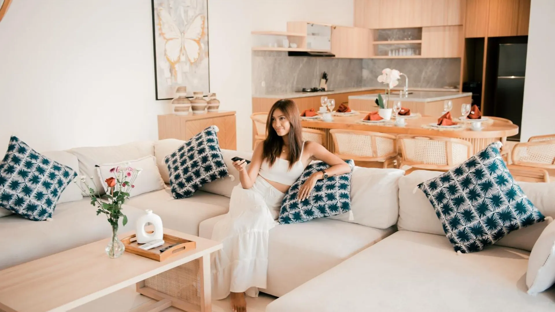 Seminyak Vila 4Bedroom Near Beach Lafavela