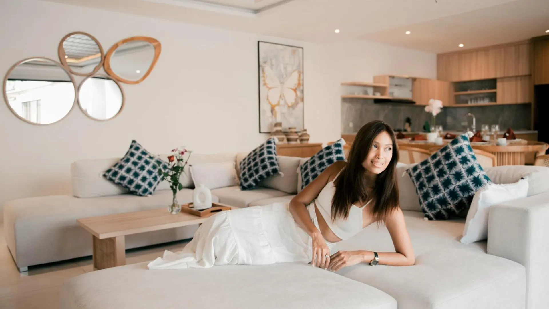 Seminyak Vila 4Bedroom Near Beach Lafavela スミニャック